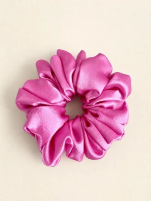Satin Scrunchie (Medium Size) Satin Scrunchie (Medium Size)