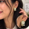 Stud Earring 06